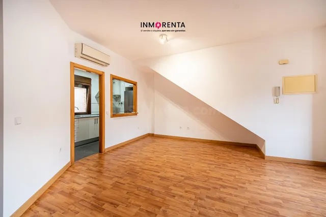 INMORENTA VENDE EN EXCLUSIVA PISO CON PATIO PRIVADO, GARAJE  - foto 2