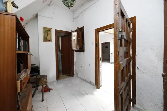 Calle Arriola junto San Juan de Dios — 20