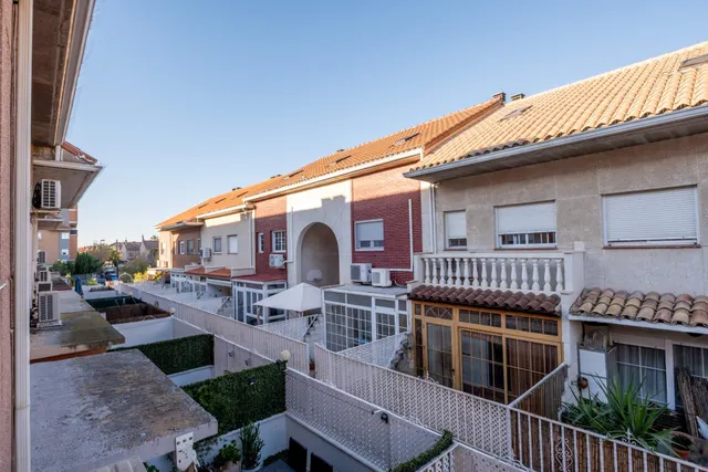 Unifamiliar en Santa Isabel — 35