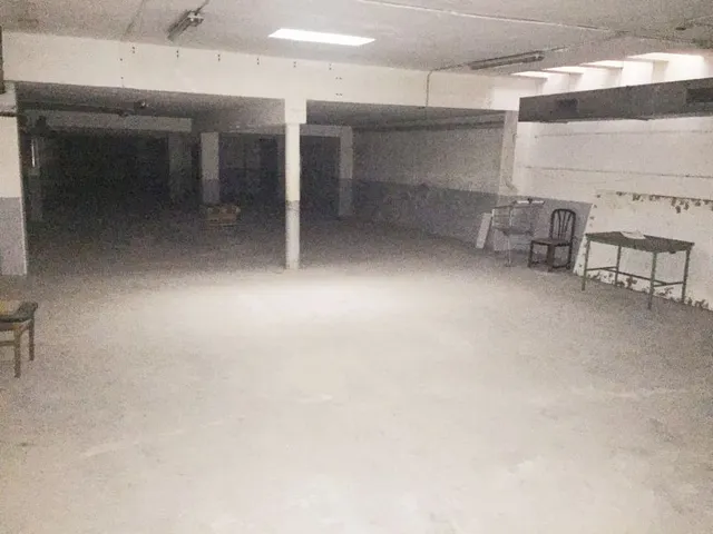 LOCAL COMERCIAL DE 400 M2 EN EL CENTRO DE SANT VICENS DELS HORTS — 4