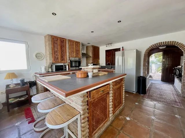 Chalet 3 habitaciones 222m² en venta - Istan pueblo — 25