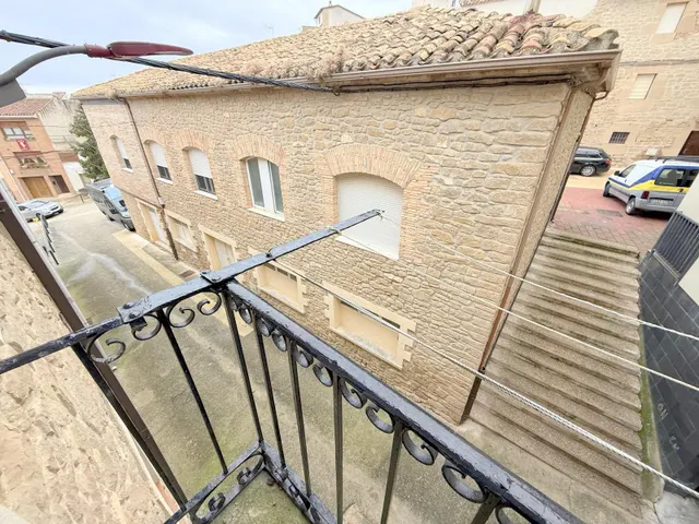 Casa con terraza en Arróniz – lista para entrar a vivir — 26