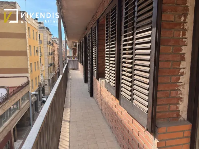 PISO EN VENTA - RAMBLA FERRAN — 20