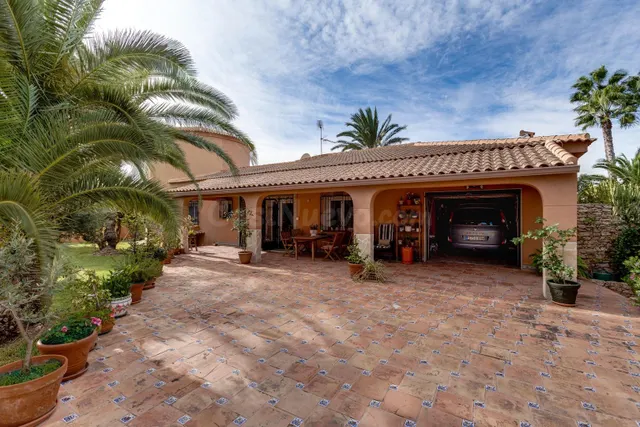 En Venta Villa de Lujo en San Luis Torrevieja - foto 3