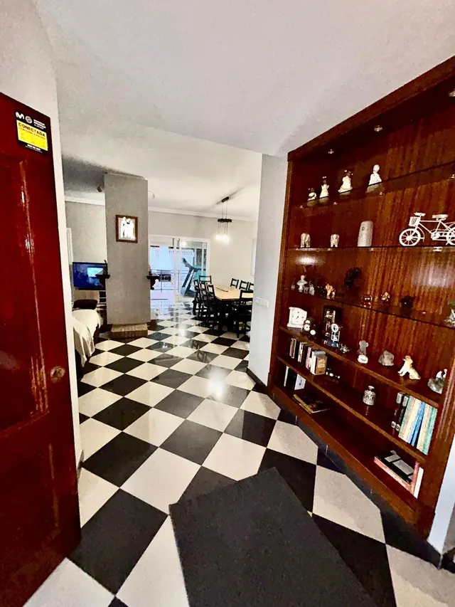 Fantástica villa mediterránea en venta — 29