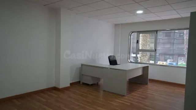 OFICINA EN ALQUILER EN EDIFICIO AMACO