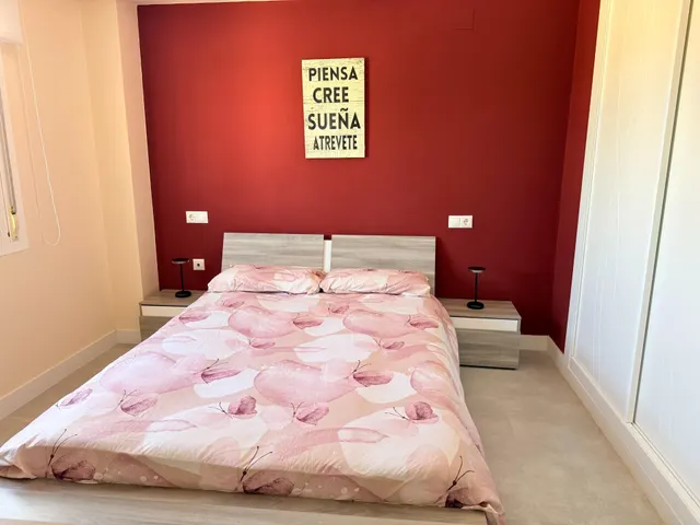 Un chalet totalmente reformado con vistas a la montaña — 39