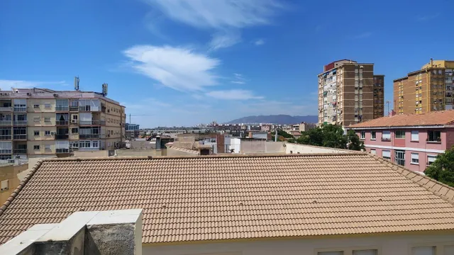 Edificio en Huelin tocando la playa con Inversión — 20