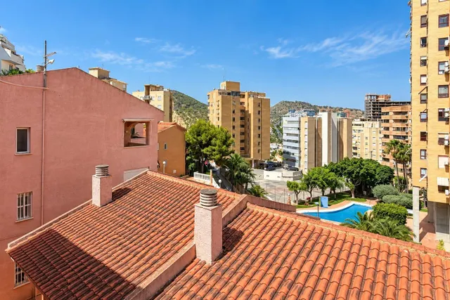 Apartamento en venta reformado en la Cala de Benidorm. www.inmoeurogroup.com — 10