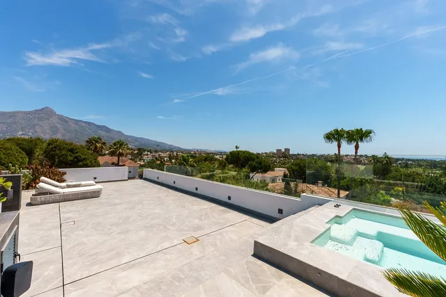 Chalet 4 habitaciones 553m² en venta - Marbella — 36