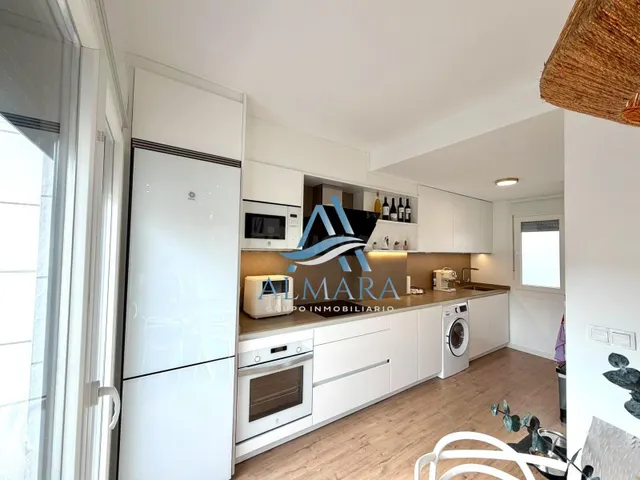 ATICO CON TERRAZA SOLARIUM Y GARAJE EN AGUILAS - foto 3