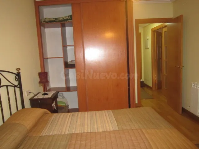 SE VENDE APARTAMENTO AMUEBLADO, SEMINUEVO, COCINA AMERICANA, - foto 2