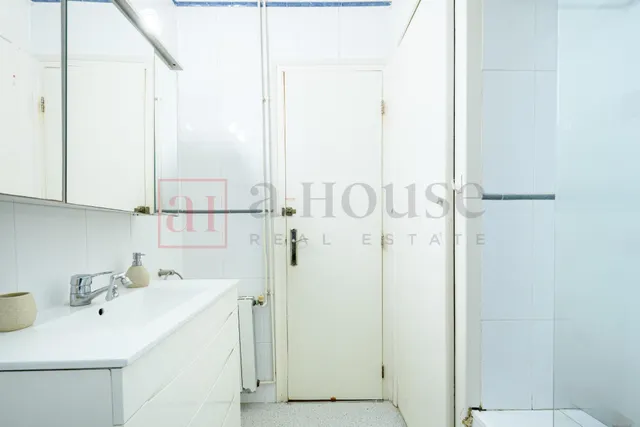 PISO PARA ENTRAR A VIVIR EN L´ANTIGA ESQUERRA DE L´EIXAMPLE — 28