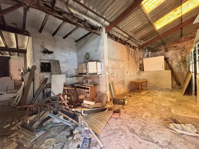 Casa en Almoines a reformar a su gusto en parcela de 242 m2 , en chaflán con patio. — 19