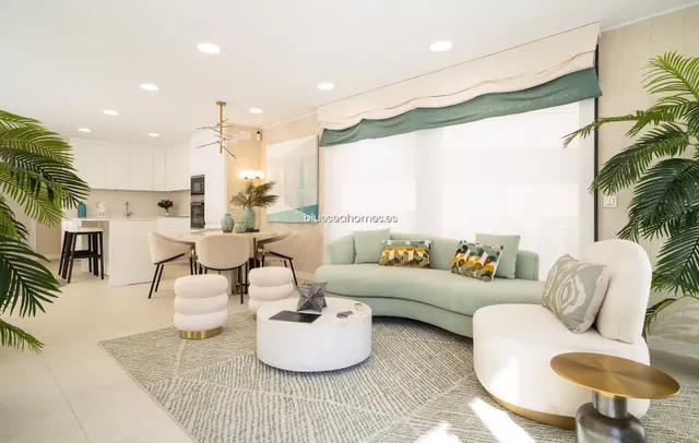 Venta de piso con tres dormitorios en Torremolinos, Málaga,  - foto 4