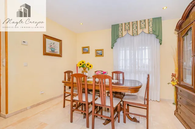 ¡AMPLIA CASA DE 4 DORMITORIOS, 3 BAÑOS Y CALEFACCIÓN CENTRAL EN LA ZUBIA! ✨ — 6