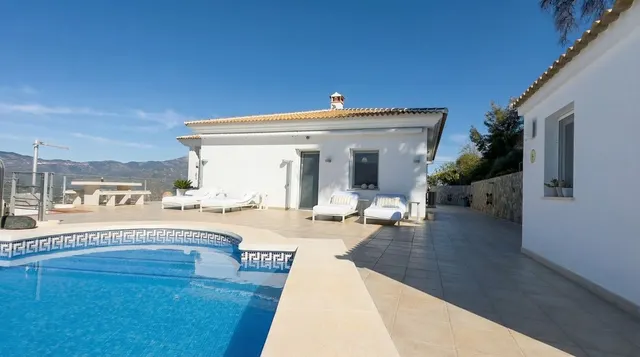 Chalet 4 habitaciones 357m² en venta - South of spain — 37