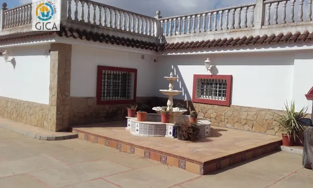 Casa chalet rustica en la zona de Cartuja a 5 mn de jerez — 9