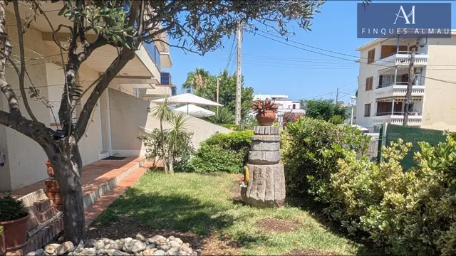 Exclusiva Casa en Primera Línea del Mar — 22