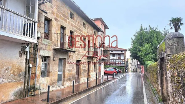 CASA DE PIEDRA EN LIERGANES. — 3
