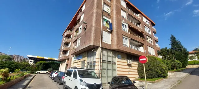 Piso de 3 dormitorios en Torrelavega - foto 5