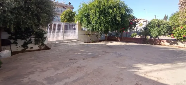 Se Vende Precioso Chalet en Los Narejos con buena ubicación — 5