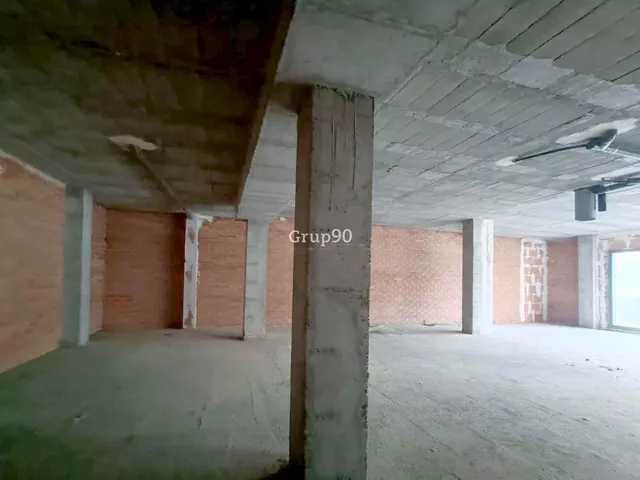 VENTA DE LOCAL COMERCIAL A PIE DE CALLE EN CAPPONT — 5
