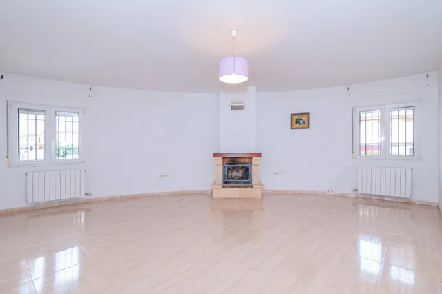 Chalet en venta en la mejor zona de ATARFE — 6