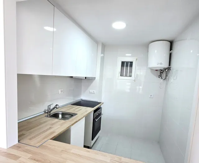 Apartamento de 2 dormitorios en Campoamor - foto 3