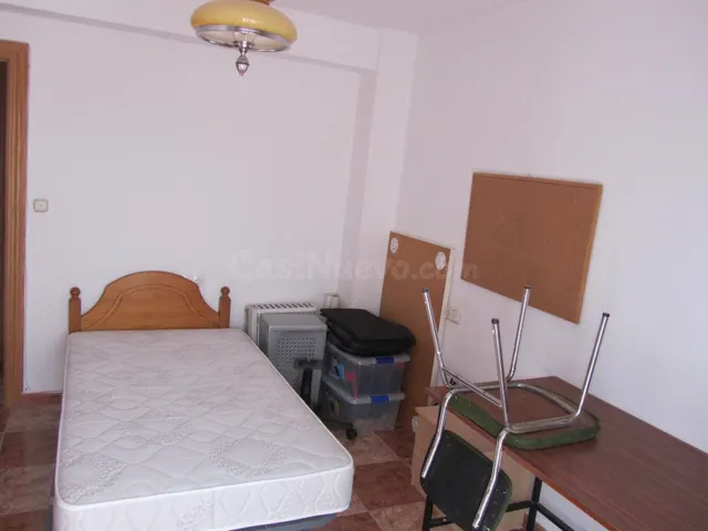 SE ALQUILA UN PISO EN CALLE DOCTOR ENRIQUE HERNÁNDEZ - foto 5