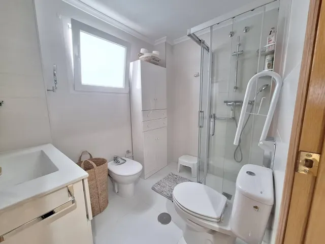 Apartamento 2 habitaciones 80m² en venta - Estacion de autobuses — 17