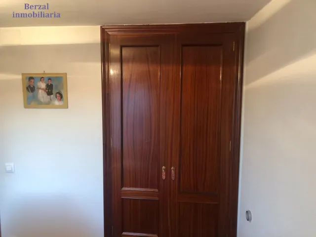 Casa de pueblo, para entrar a vivir, en entorno privilegiado de montaña. — 30