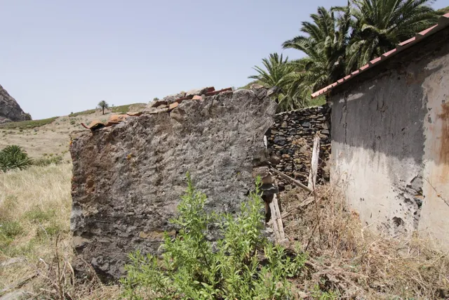 Venta de Terreno de 6,554 m2 con Vivienda en La Gomera Vegai - foto 4