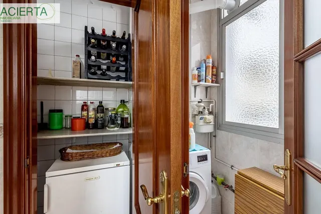 Piso señorial de 182 m2 en Avenida Madrid: amplitud, luz y posibilidades infinitas con garaje opcional. — 19