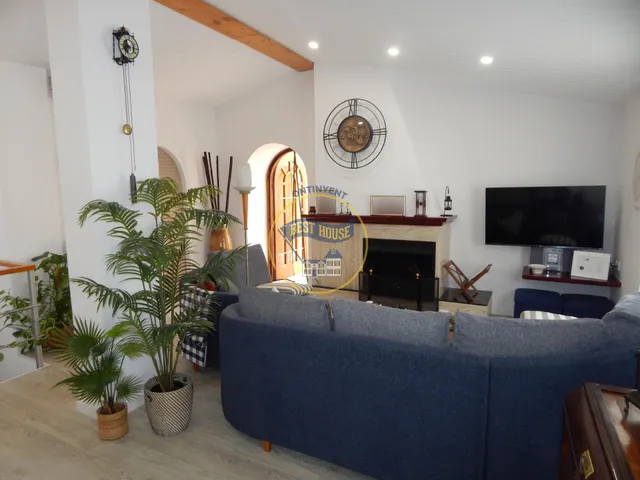 EXCLUSIVA CASA TODO INCLUIDO EN COCENTAINA. — 17