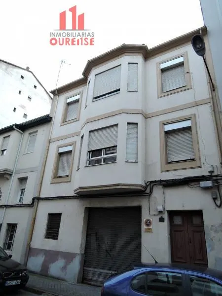 VENTA DE EDIFICIO EN O COUTO — 2
