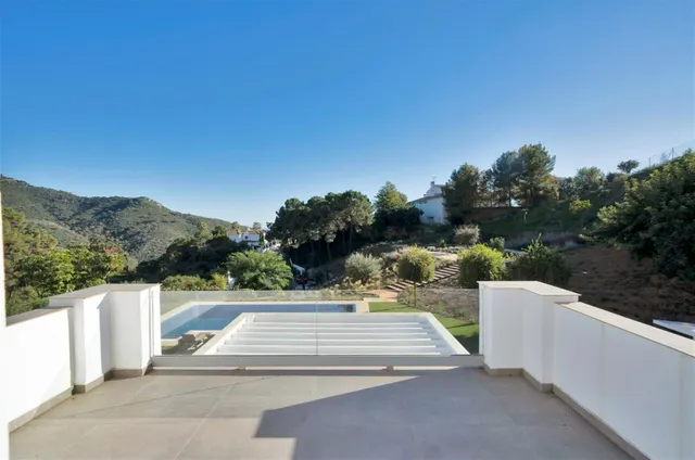 Chalet 4 habitaciones 391m² en venta - Costa del Sol — 19