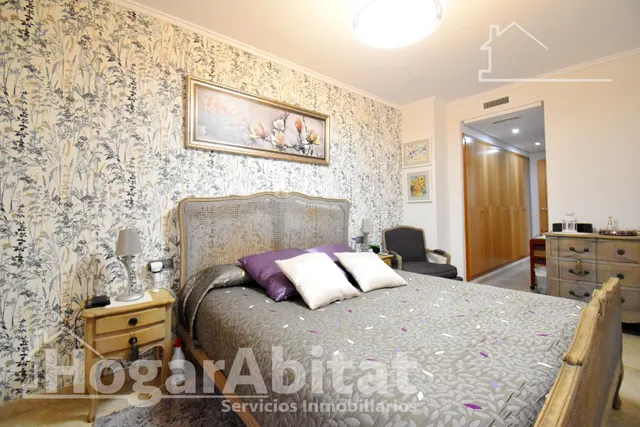 ¡Hogar de lujo! Muy amplio y luminoso en residencial con piscina, ascensor y dos terrazas — 23