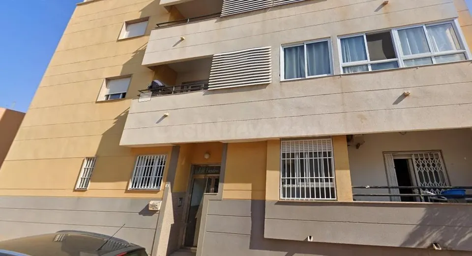 VENTA DE PISO No Visitable Sin Posesión EN ROQUETAS DE MAR (ALMERÍA)