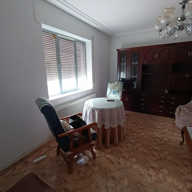 CASA PARA ENTRAR A VIVIR CON PATIO — 4