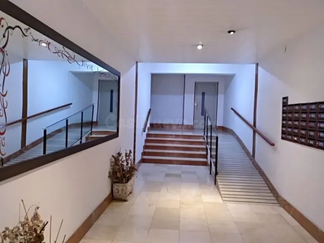 SE ALQUILA ENTREPLANTA COMERCIAL EN ELDA — 5