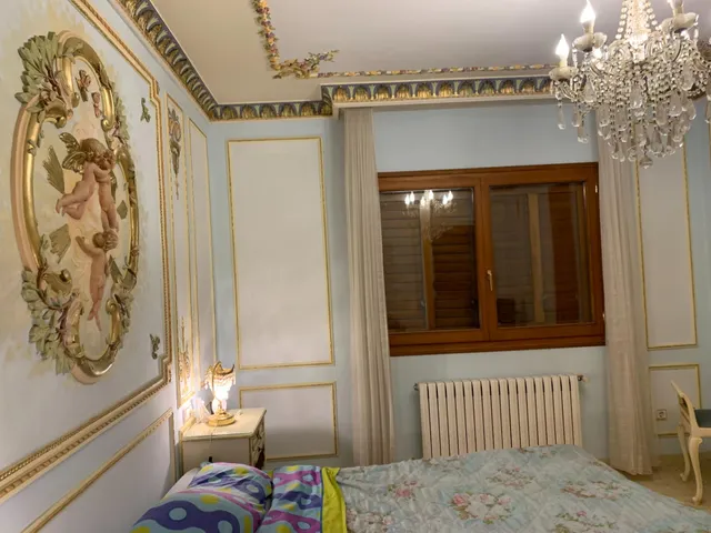 EXCELENTE CASA/CHALET, CON  MUY AMPLIA PARCELA, FRUTALES Y PISCINA, PLAYAS A 10 MINUTOS EN COCHES. — 46