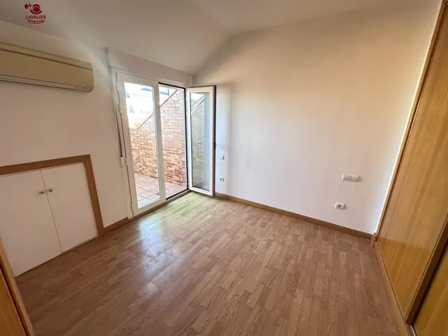 Piso de 50m2 con 2 dormitorios en alquiler en pleno centro urbano de Alpedrete — 8