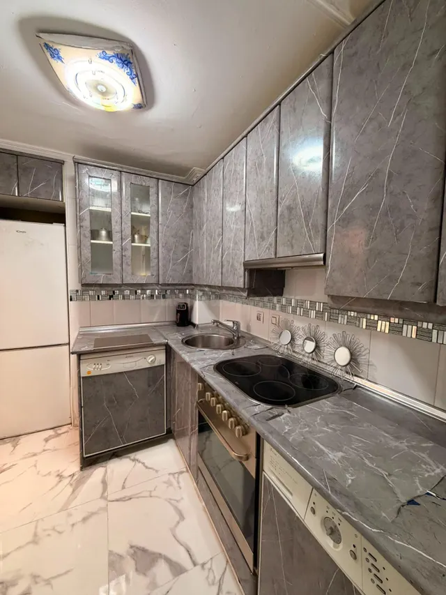 Se vende precioso piso en calle Camaño - foto 2