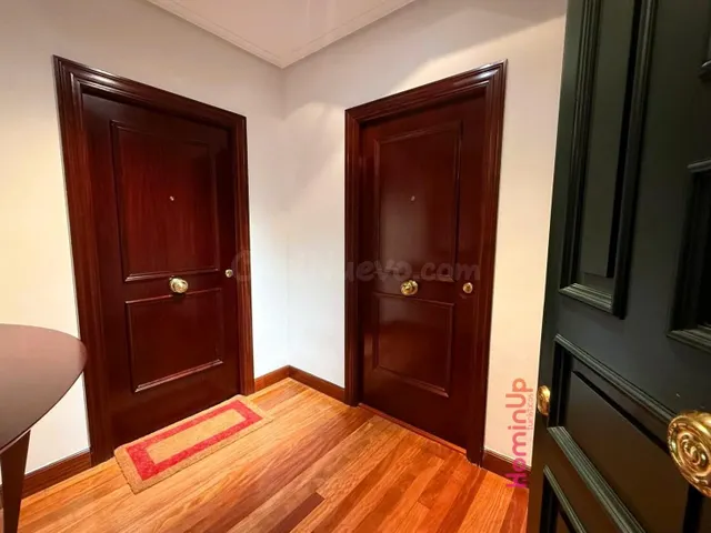 Se Alquila Piso de 2 Dormitorios y 2 baños en Zona Abando - foto 4