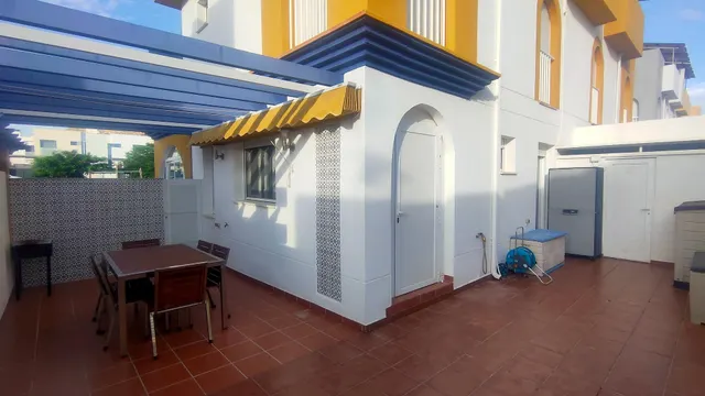 ¡Encantador dúplex de 3 dormitorios listo para entrar a vivir en San Juan de los Terreros! — 50