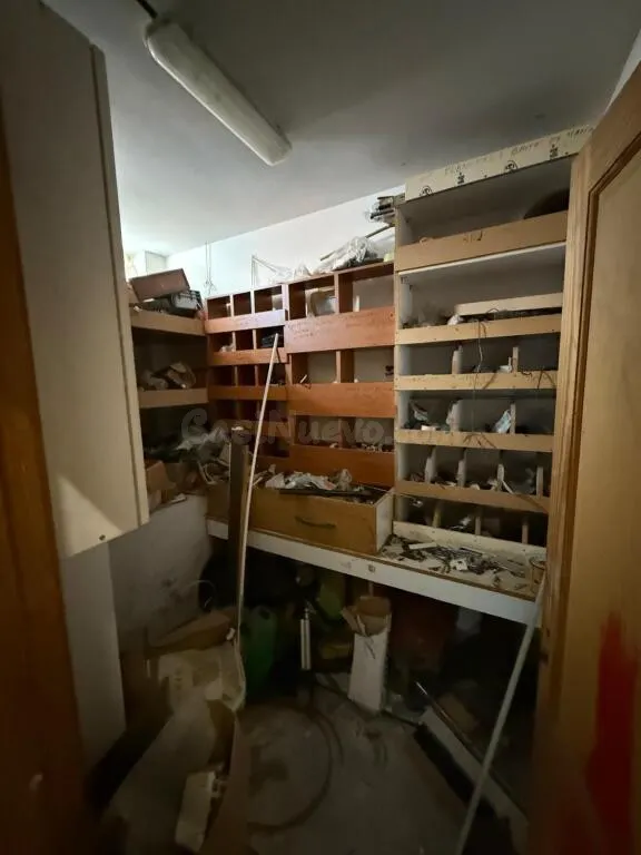 Gran Local en Venta en La Laguna - Espacio que Impulsa a tu Negocio — 35