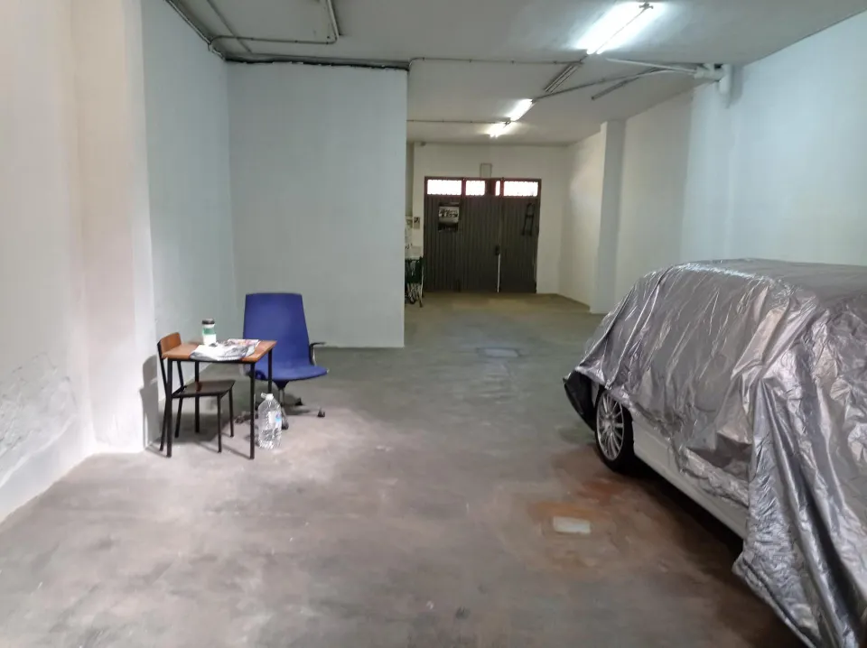 21 Inmobiliarias vende local  en avenida cami nou