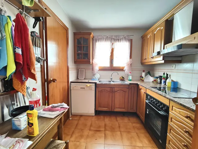 Casa adosada en Calafell de 3 habitaciones y gran jardín cerca del tren — 14
