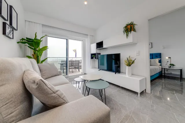 ESPECTACULAR ATICO CON TERRAZA Y PISCINA — 8
